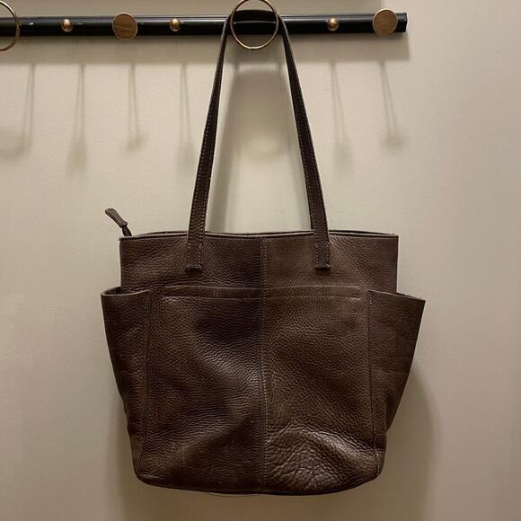 Duluth Lifetime Leather Tote Bag | Rugged, Full-Grain Thick Leather, Durable - Picture 2 of 8